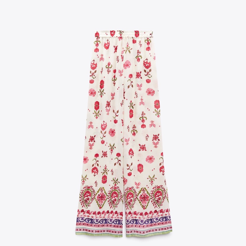 Zara Women’s Floral Printed Pants - Size Large
